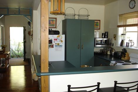 Photo of property in 30 Freyberg Street, Waterloo, Lower Hutt, 5011