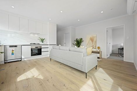 Photo of property in 1/48 Heath Street, Saint Andrews, Hamilton, 3200