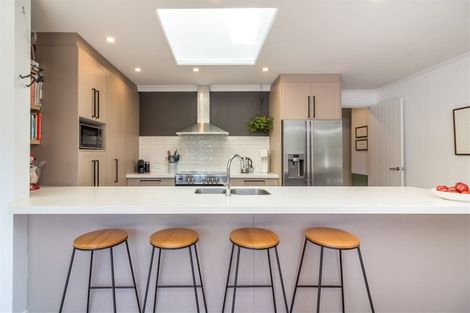 Photo of property in 36 Bryndwr Road, Fendalton, Christchurch, 8052