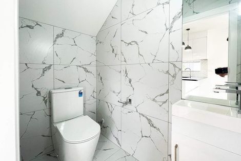 Photo of property in 15c Parkinson Avenue, Wesley, Auckland, 1041