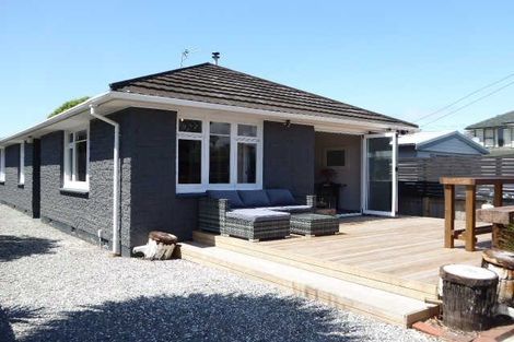 Photo of property in 341 Estuary Road, South New Brighton, Christchurch, 8062