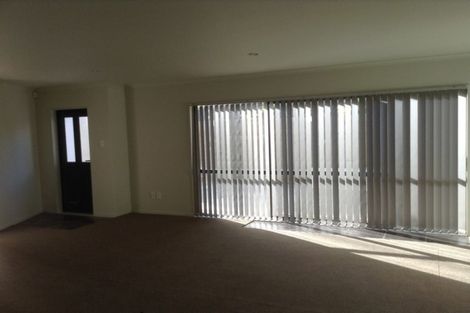 Photo of property in 57 Kirikiri Drive, Papakura, 2110