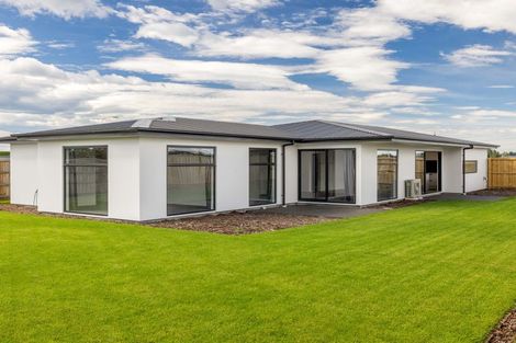 Photo of property in 29 Plover Avenue, Amberley, 7410