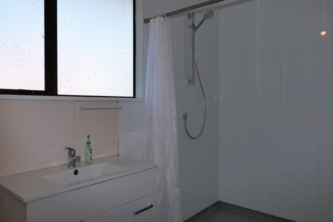 Photo of property in 13 Redwood Close, Paraparaumu, 5032