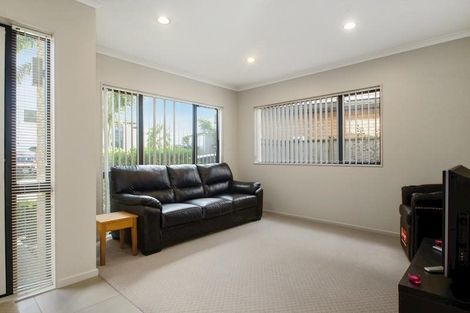 Photo of property in 3 Galora Close, Flat Bush, Auckland, 2019