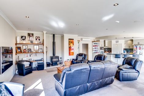 Photo of property in 30 Delta Mews Place, Clive, 4102