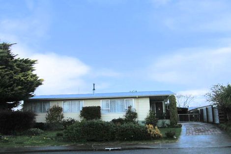 Photo of property in 8 Weddell Place, Flaxmere, Hastings, 4120