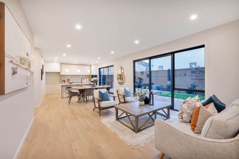 Photo of property in 11 Jack Hawken Lane, Silverdale, 0932