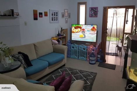 Photo of property in 8 The Link, Howick, Auckland, 2010