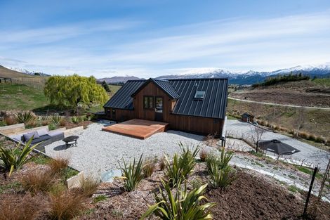 Photo of property in 82 Threepwood Road, Lake Hayes, Queenstown, 9371