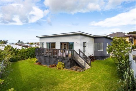 Photo of property in 16 Kahu Drive, Mangawhai, 0505