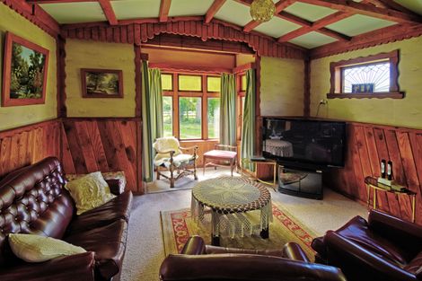 Photo of property in 1394 Opaki Kaiparoro Road, Mauriceville, Masterton, 5882