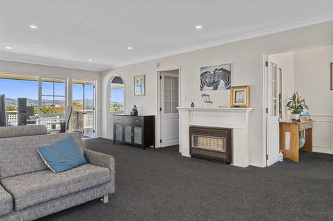 Photo of property in 18 Brookfield Terrace, Brookfield, Tauranga, 3110