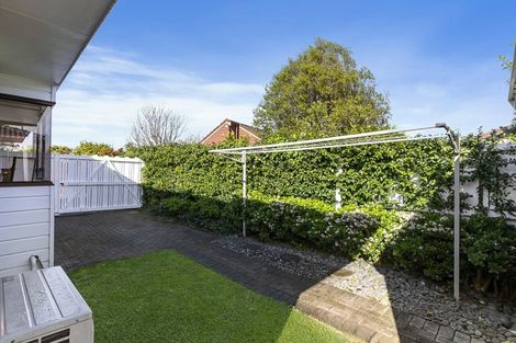Photo of property in 1/5 Golfland Drive, Golflands, Auckland, 2013