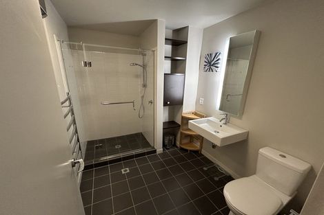 Photo of property in Montreaux Apartments, 4b/164 The Terrace, Wellington Central, Wellington, 6011