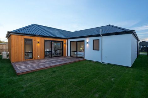 Photo of property in 7 Rakau Lane, Casebrook, Christchurch, 8051
