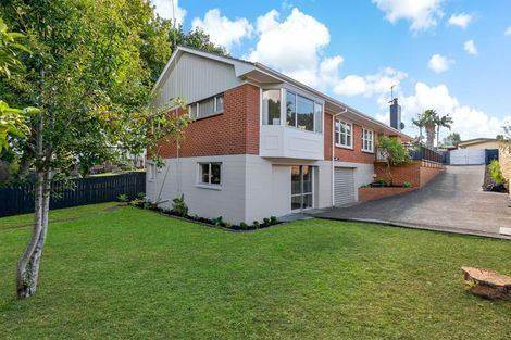 Photo of property in 7 Kelvyn Grove, Hillpark, Auckland, 2102