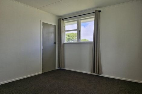 Photo of property in 80 Wrantage Street, Westown, New Plymouth, 4310