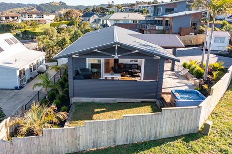 Photo of property in 89 Centennial Drive, Whitianga, 3510