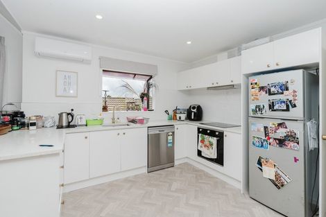 Photo of property in 4 Leyton Place, Nawton, Hamilton, 3200