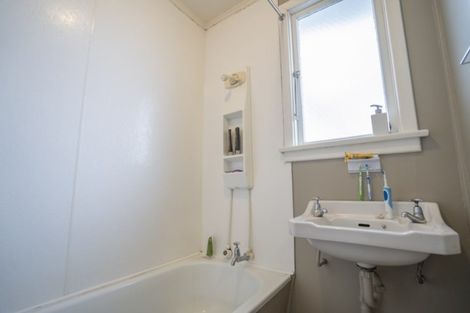 Photo of property in 8a Maitland Street, Strathern, Invercargill, 9812