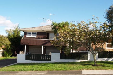 Photo of property in 24 Pegler Drive, Howick, Auckland, 2014