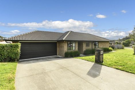 Photo of property in 10 Bathurst Crescent, Pyes Pa, Tauranga, 3112