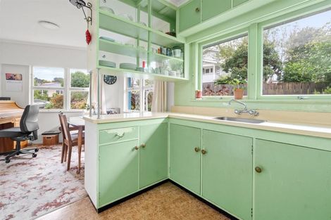 Photo of property in 5 Adams Place, Te Kamo, Whangarei, 0112