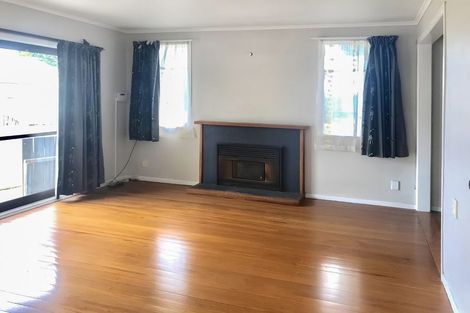 Photo of property in 33 Glenview Road, Glen Eden, Auckland, 0602