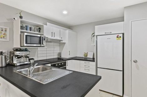 Photo of property in 2/25 Hollies Crescent, Johnsonville, Wellington, 6037