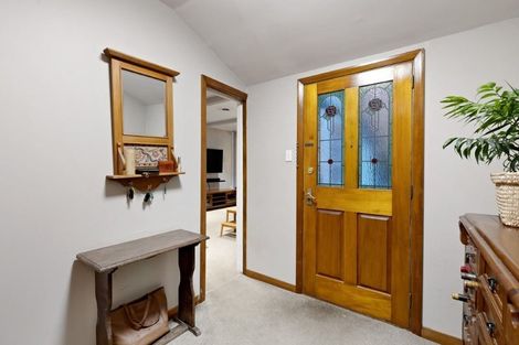 Photo of property in 35 Winters Road, Redwood, Christchurch, 8051