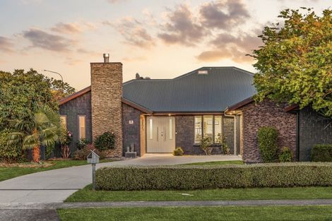 Photo of property in 4 Cooper Crescent, Cambridge, 3434