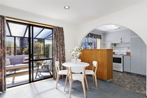 Photo of property in 1/6 Calverton Place, Halswell, Christchurch, 8025