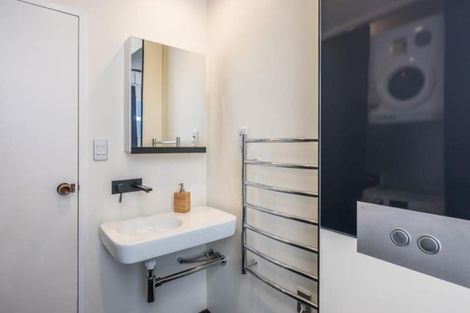 Photo of property in 168 Mitchell Street, Brooklyn, Wellington, 6021