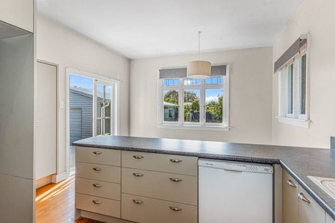 Photo of property in 42 Windermere Road, Papanui, Christchurch, 8053