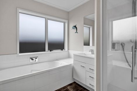 Photo of property in 29a Vogel Street, Hawera, 4610