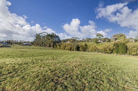 Photo of property in 750 Kaipara Coast Highway, Kaukapakapa, 0871