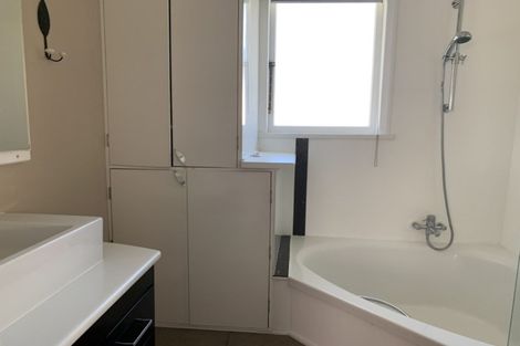 Photo of property in 69 Te Rangitautahanga Road, Turangi, 3334