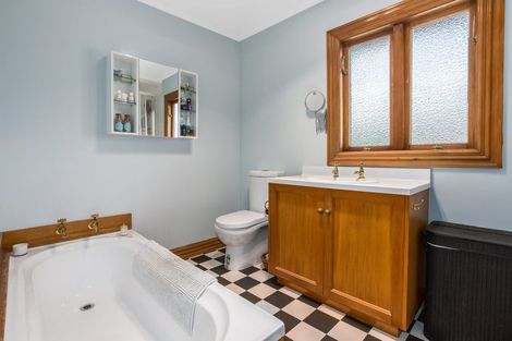 Photo of property in 28 Observatory Close, Whitby, Porirua, 5024