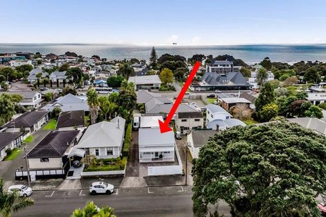 Photo of property in 251a Courtenay Street, Strandon, New Plymouth, 4312