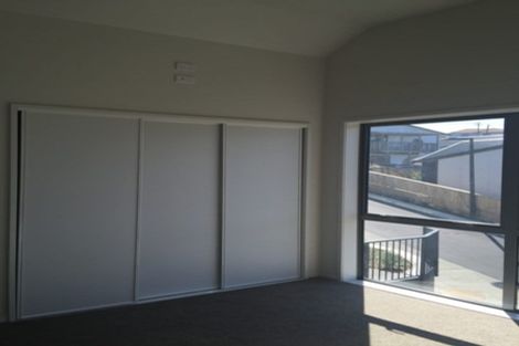 Photo of property in 5/27 Powell Street, Avondale, Auckland, 1026