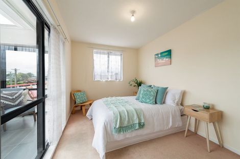 Photo of property in 122b Yaldhurst Road, Sockburn, Christchurch, 8042