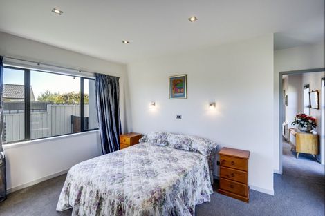 Photo of property in 17 Bourke Place, Havelock North, 4130