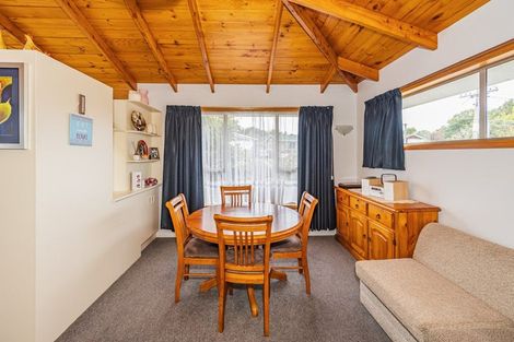 Photo of property in 4a Awamoa Road, Holmes Hill, Oamaru, 9401