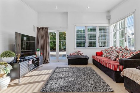 Photo of property in 18 Peachgrove Road, Hamilton East, Hamilton, 3216