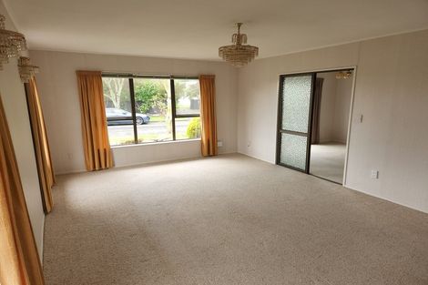 Photo of property in 29a Rewarewa Crescent, Waikanae, 5036