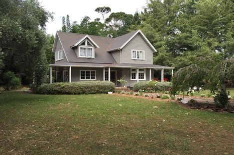 Photo of property in 10 Old Pine Valley Road, Dairy Flat, Silverdale, 0992