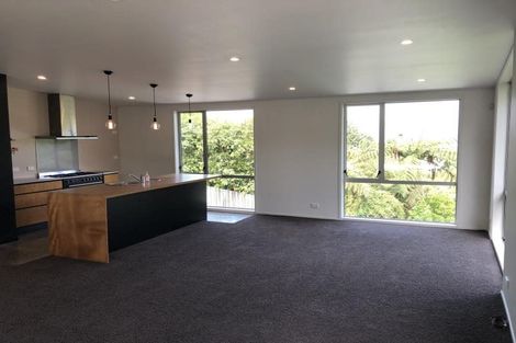 Photo of property in 58c Pekanga Road, Normandale, Lower Hutt, 5010