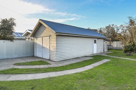 Photo of property in 714 Grove Road, Mayfair, Hastings, 4122