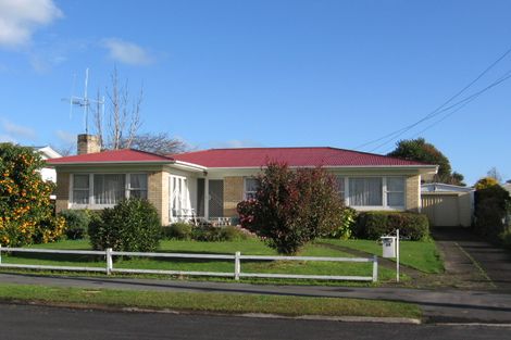 Photo of property in 24 Liston Crescent, Hillcrest, Hamilton, 3216
